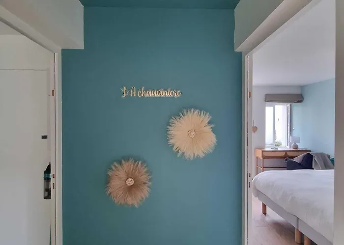 La Chauviniere Nyaraló *